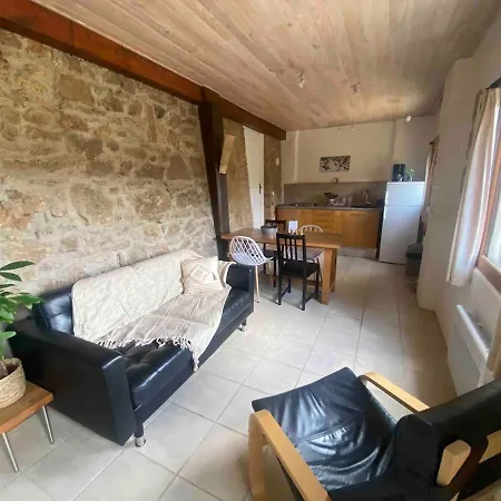 Baresia Apartment *